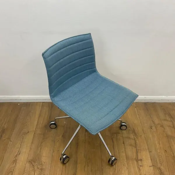 Blue Arper Meeting Chair U-MC-B-AR-01