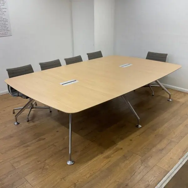 Verade Oak 2800mm Boardroom Table U-MB-28-VO-03