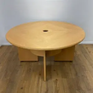 Veneer Oak 1500mm Round Table <br> U-R-15-O-01