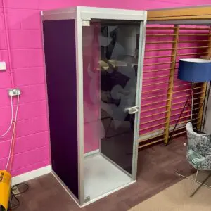 black singular acoustic pod