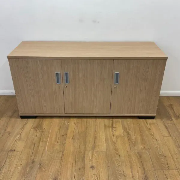 senator starta oak 1500mm 3 door credenza