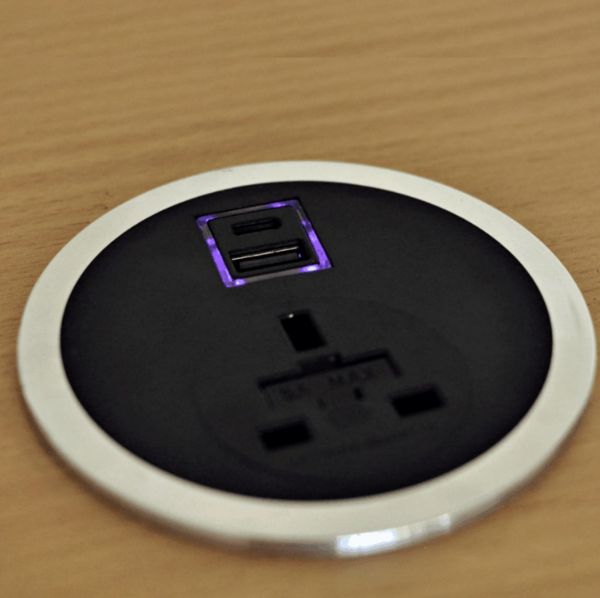 Port- EI In Desk Power Module G561 Powe USB Smart Charge