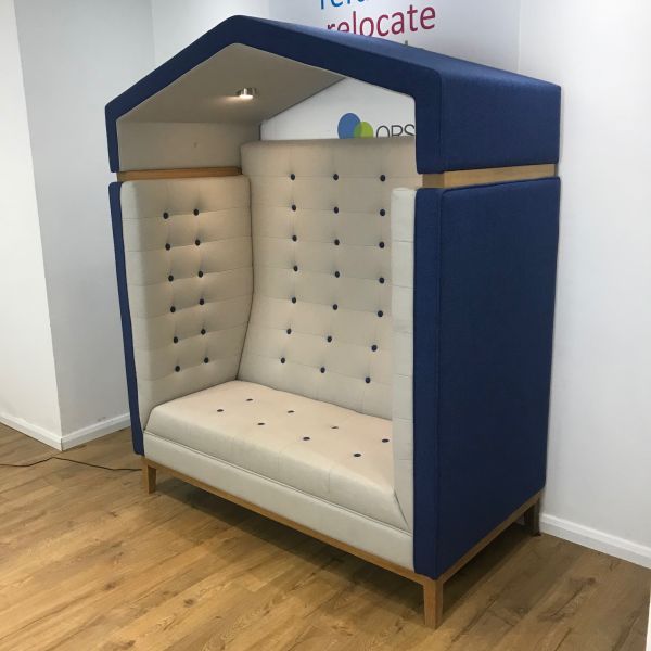 Used Frovi Jig Arbour 2 Seater Huddle Pod In Blue & Cream
