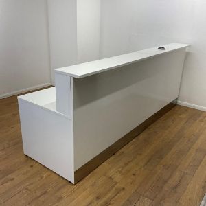 White 2800mm Reception Counter